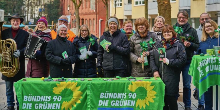 Infostand der GRÜNEN beim Winterwahlkampf gut besucht